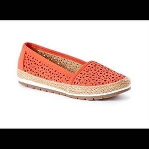 Naturalizer Rackley perforated slip-on.